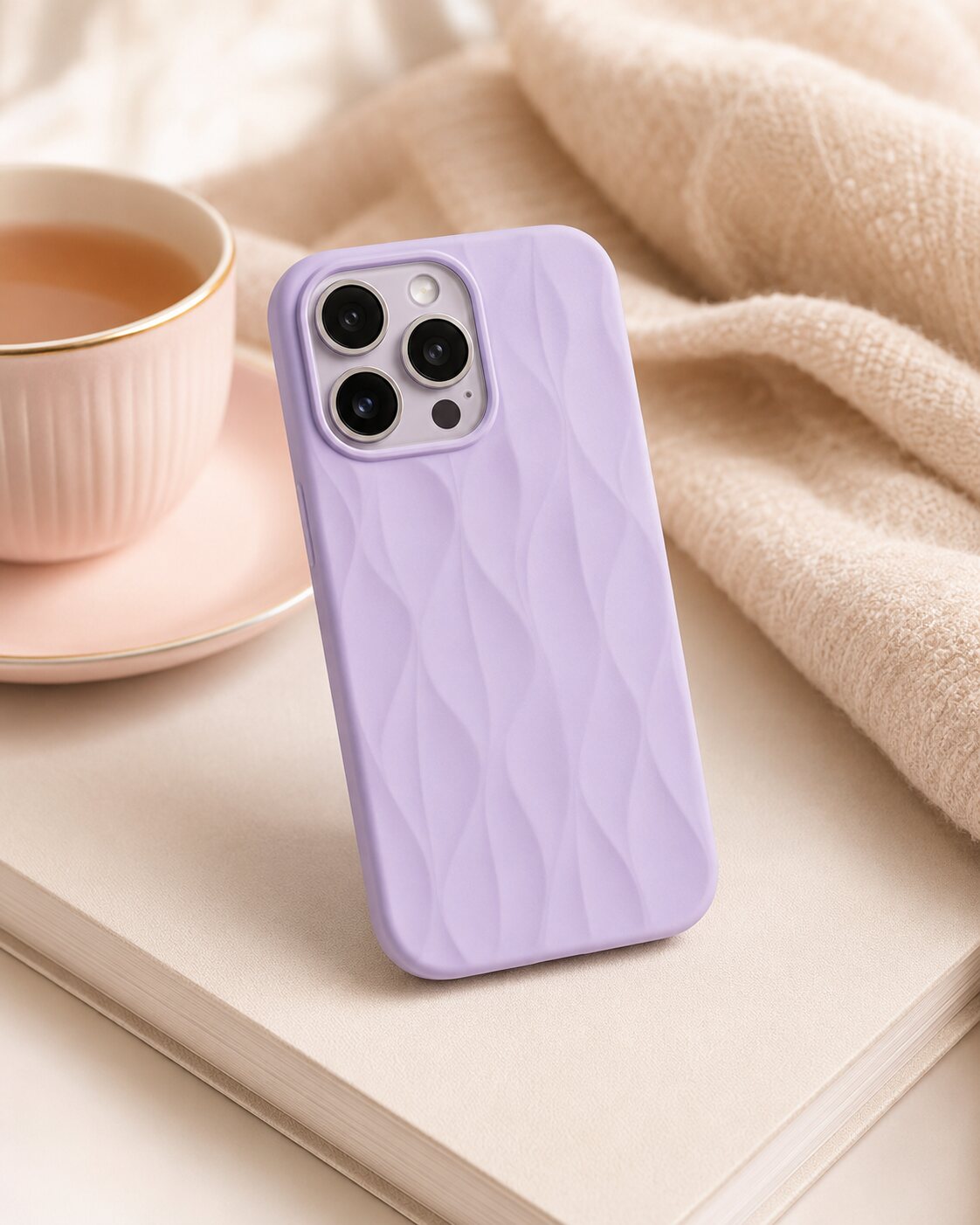 Lilac printed phone case concept